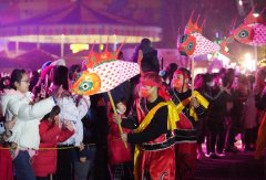 操纵线上测验的监